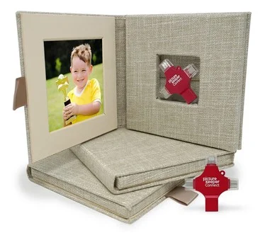 Picture Keeper 32GB Digital Storage Device w/ Photo Gift Case