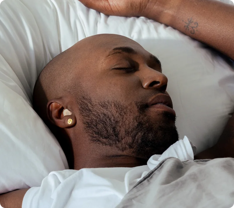 Man in his bead wearing Loop Dream in Peach