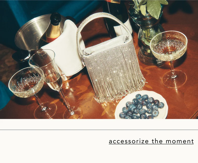 Accessorize the moment