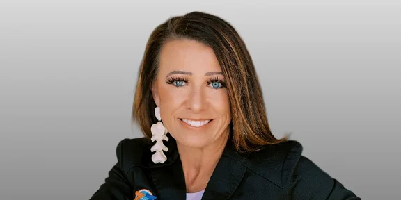 Headshot of Mandy Dennis, RDH