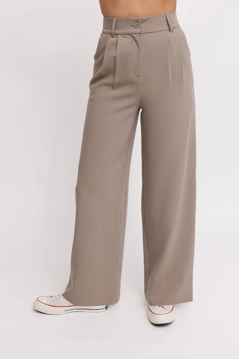Image of Harper Wide Leg Pant II in Deep Taupe