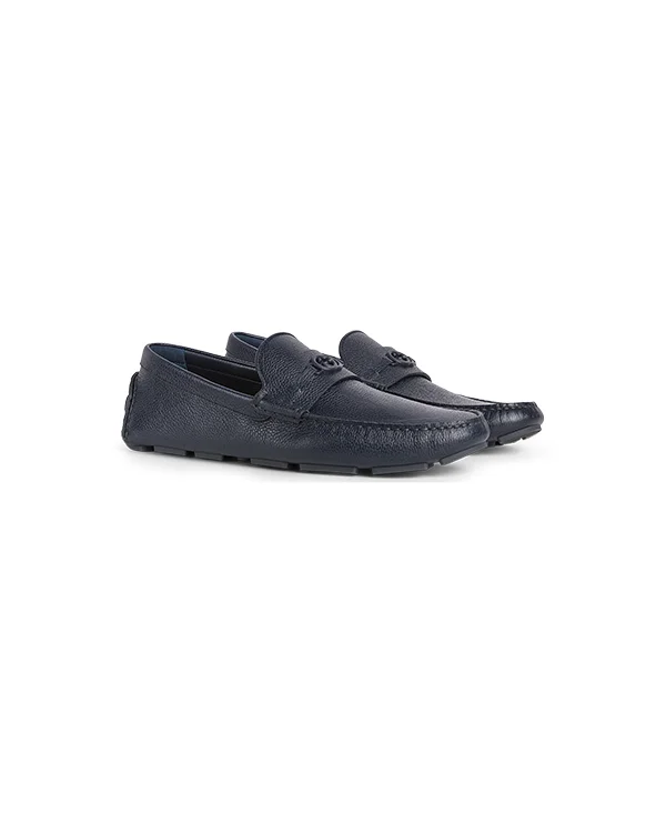 Shoe(s) Discover more on the Gucci website