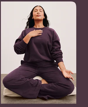 LuxeFleece Crewneck Sweatshirt in Eggplant Purple