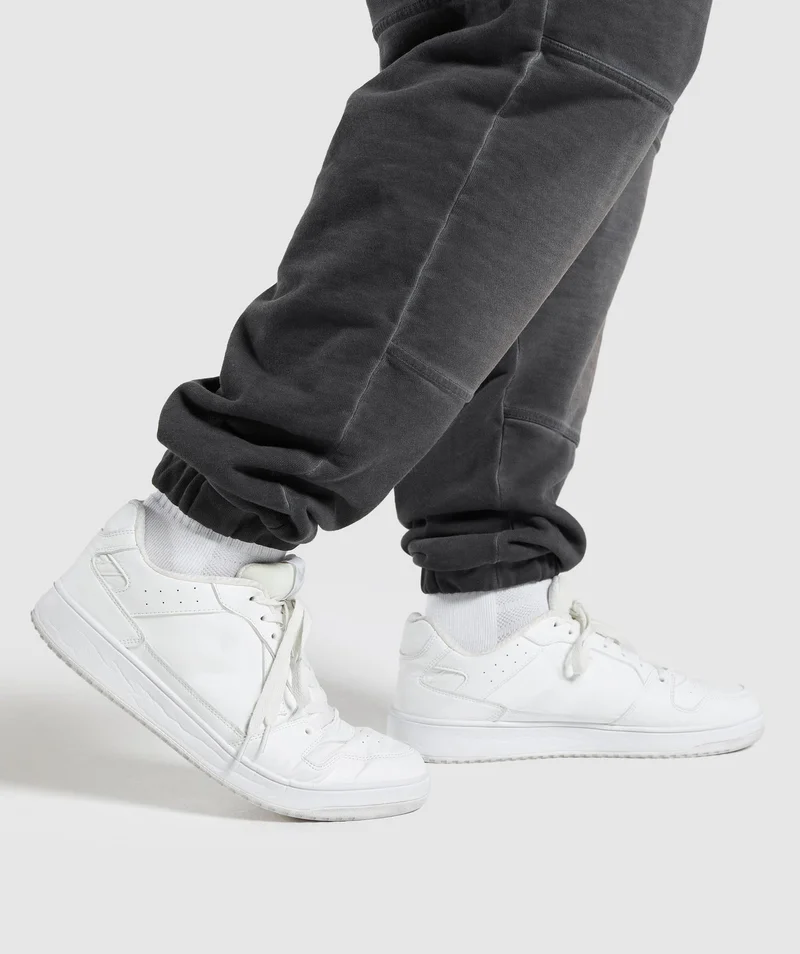 GREY JOGGERS