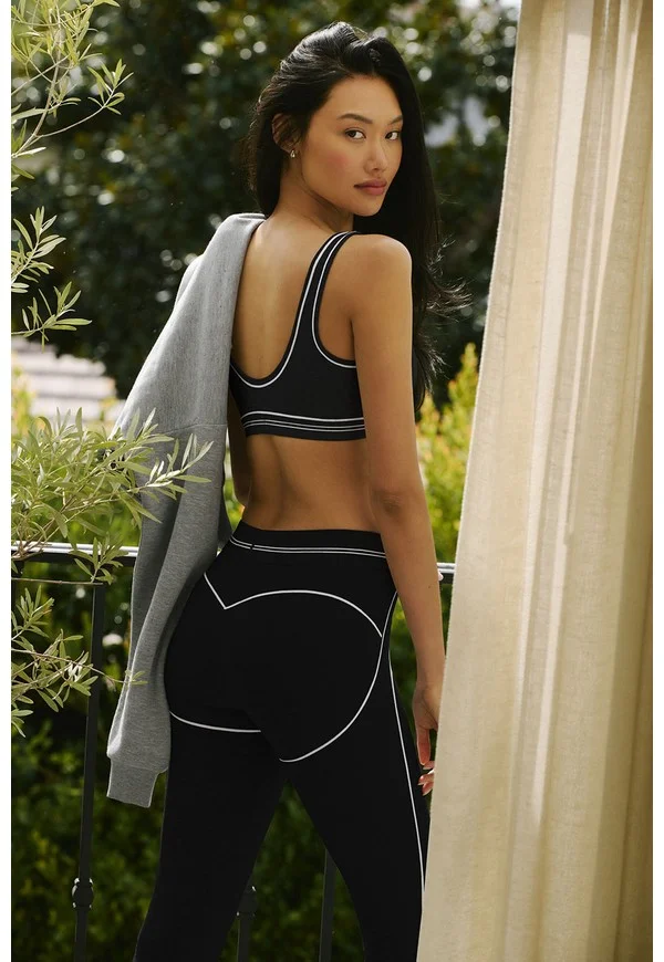 Airbrush High-Waist 7/8 Heart Throb Legging - Black/White - Black/White / M / 7/8 24.5"