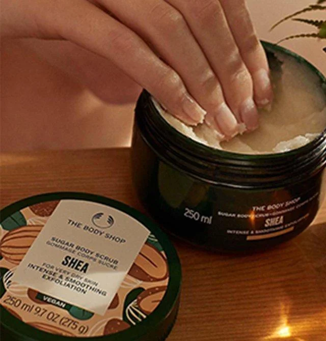 BODY WASH & BODY SCRUBS