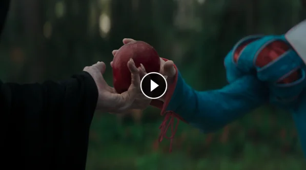 DISNEY'S SNOW WHITE