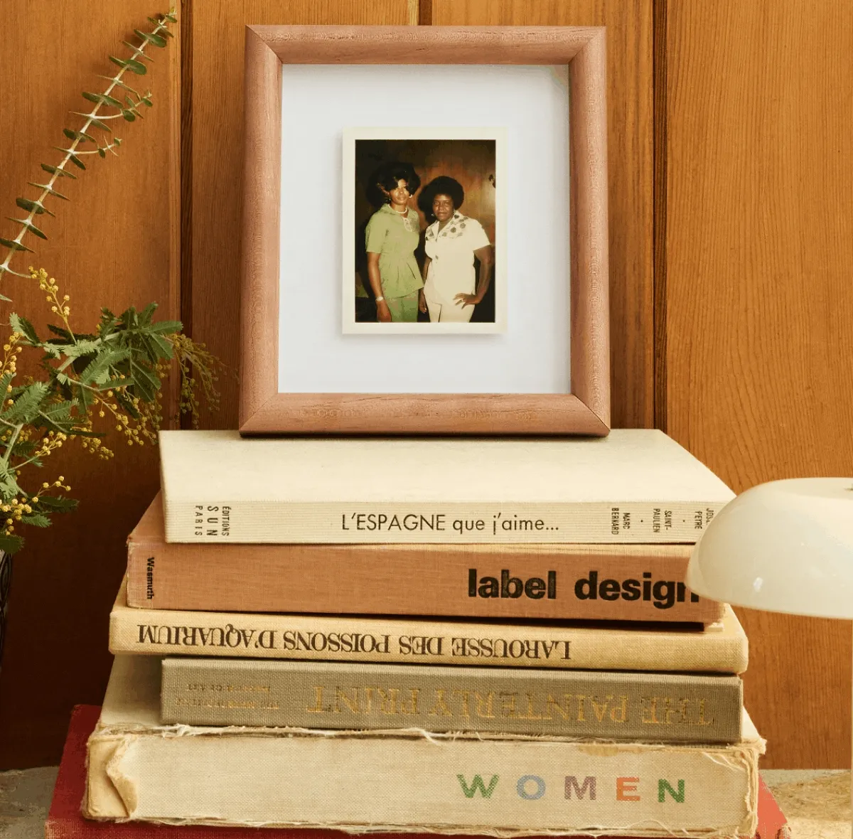 A subtle twist on our existing American Hardwood frames, we’ve added six new solid wood styles with rounded edges that add a soft, organic, and nostalgic feel to your space. Each frame we build is one-of-a-kind, so no two sides are ever alike.