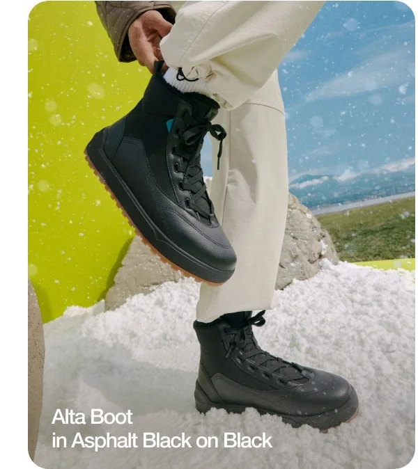 Alta Boot in Asphalt Black on Gum.