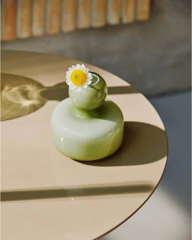 Flower vase