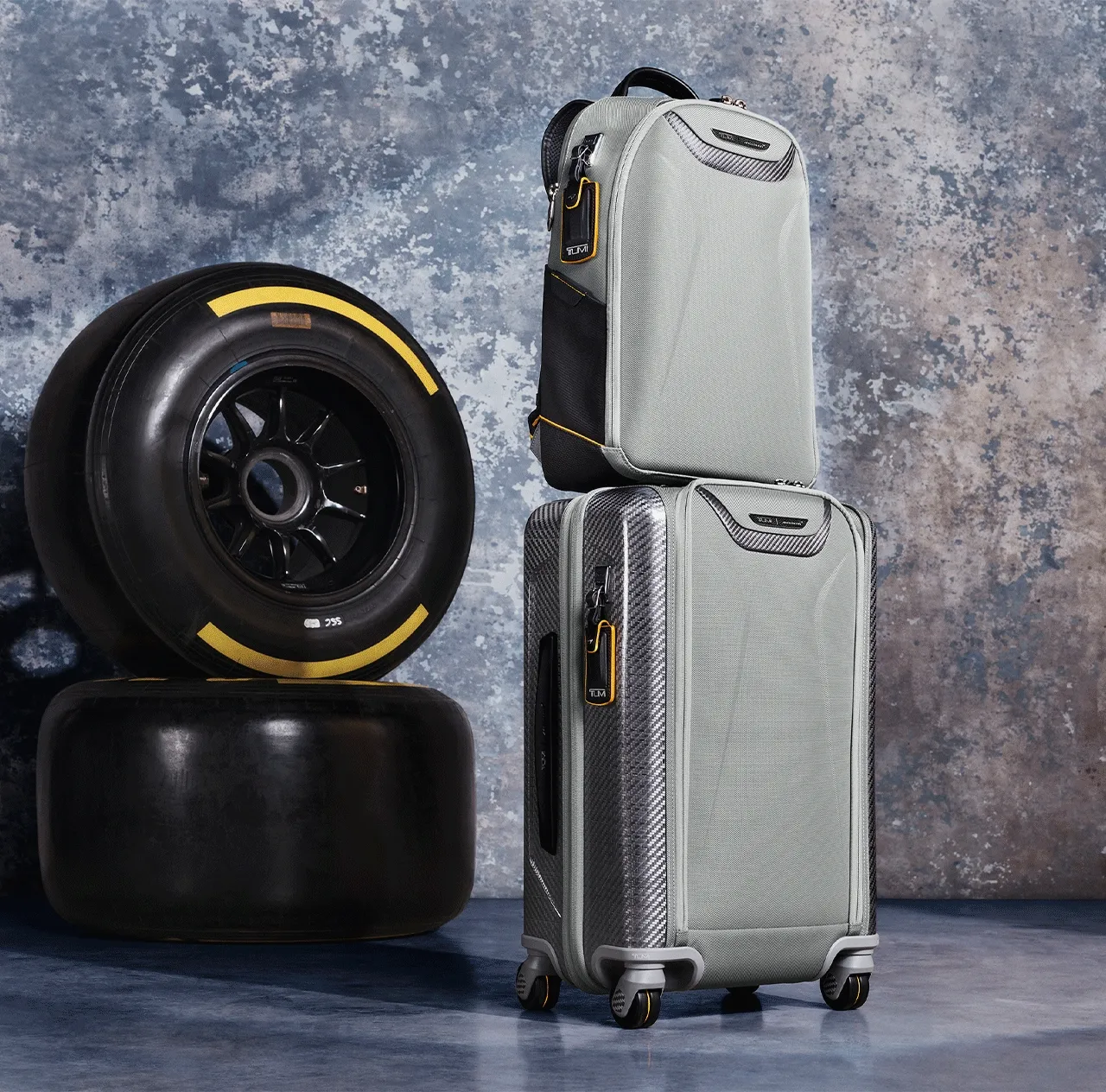Introducing our new navy blue, crafted from luxurious Italian coated canvas that adds durability and structure while naturally developing a patina over time.