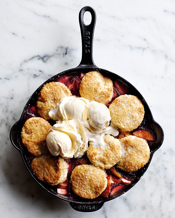 $100 off Staub 10” cast iron fry pans‡
