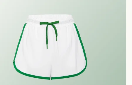 Stretch Woven The Course 2.5" Short in True White/Home Court Green