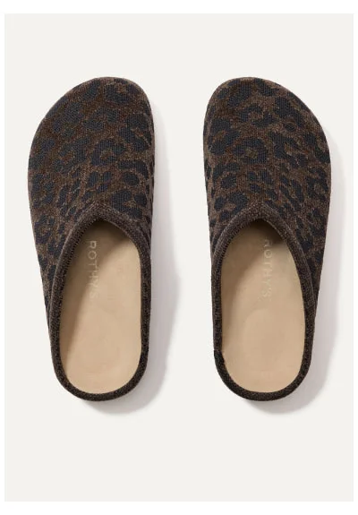 The ReVelvet™ Casual Clog