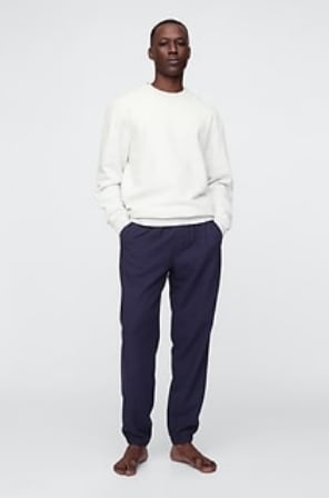 Display images to show real-time content