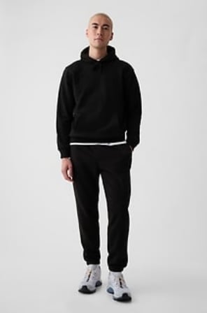 Display images to show real-time content