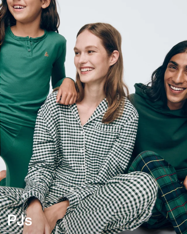 Display images to show real-time content