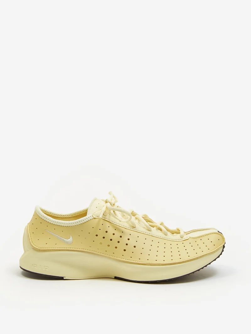 Image of Nike W Air Superfly - Soft Yellow/Alabaster-Baroque Brown