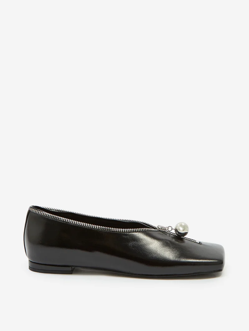 Image of Epingler Silver Ball Toe Flat - Black