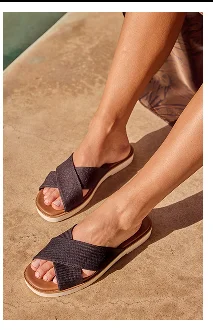 The strappy sandal lineup