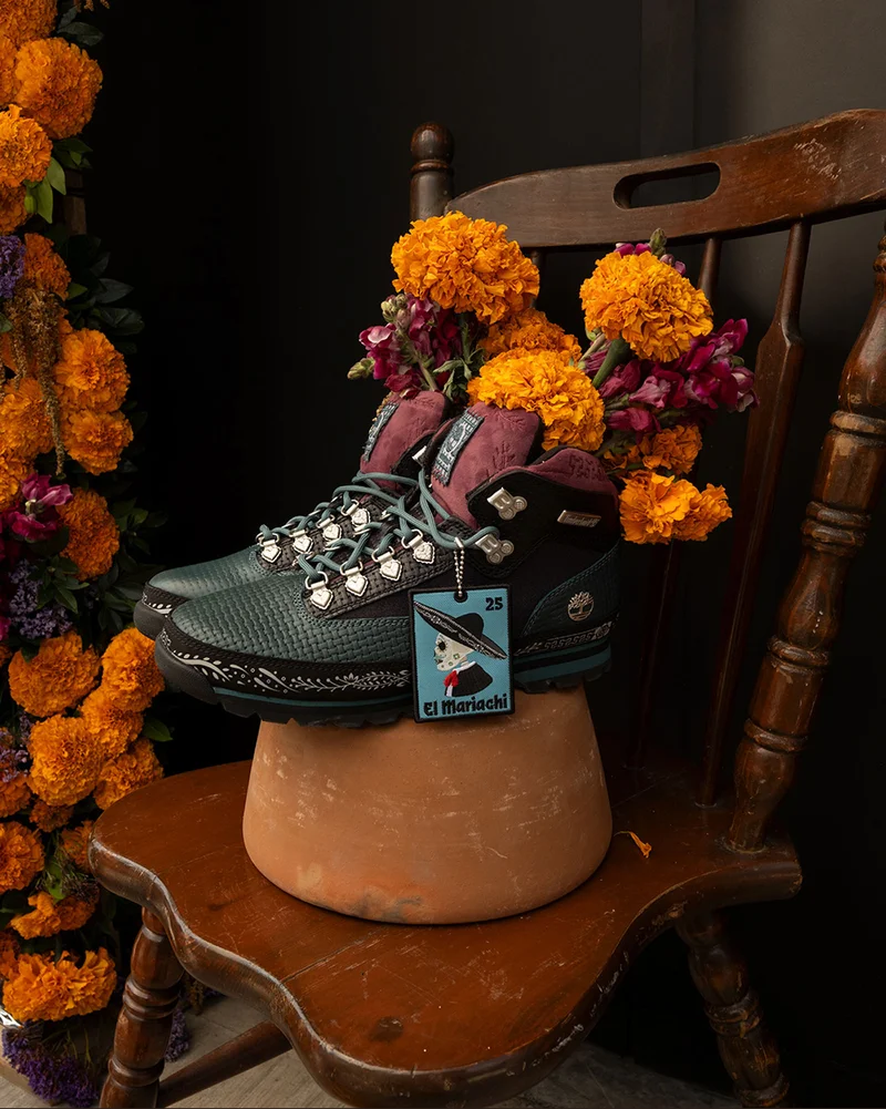 The Dia de Muertos Collection Step Into The Spirit This exclusive boot collection joins bold color, rich tradition & timeless craft in celebration of the beauty and spirit of Mexican culture and the enduring heritage of Dia de Muertos.