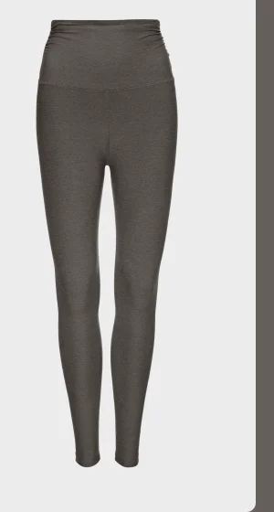 Spacedye Raise The Barre Shirred Legging in True Gray Heather