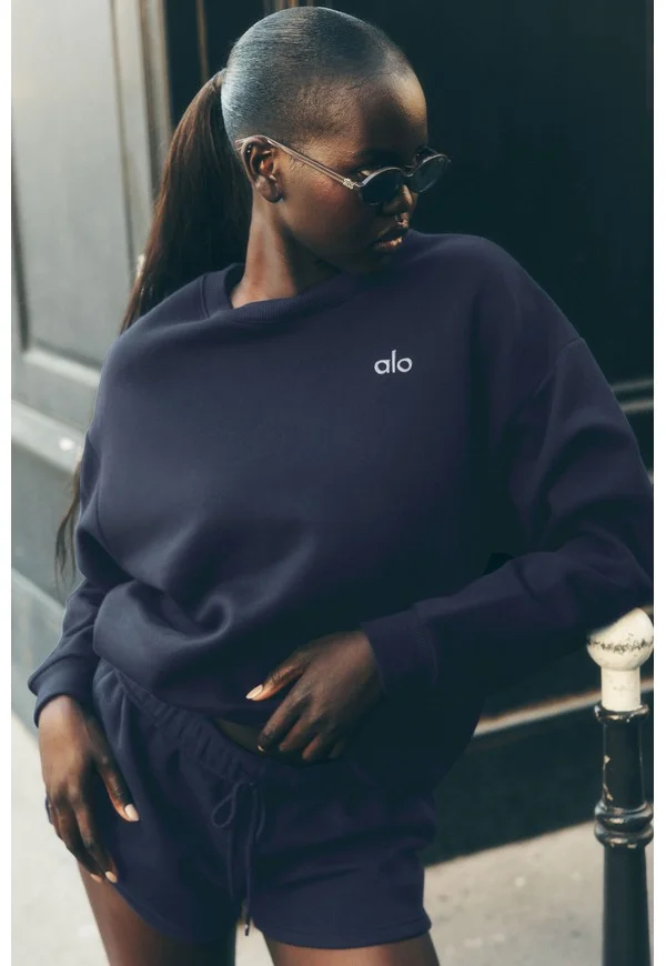 Accolade Crew Neck Pullover - Navy - Navy / XXS / Regular