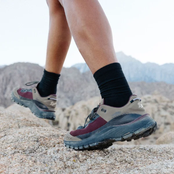 Pictured: Trail Junction - Men's - 3" Kangaroo/Chocolate