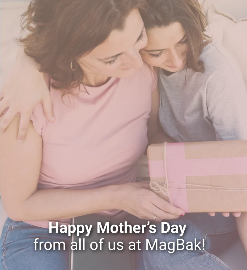 MagBak multi-charger