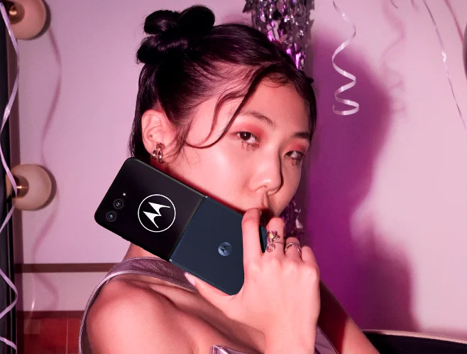motorola razr+ 2024