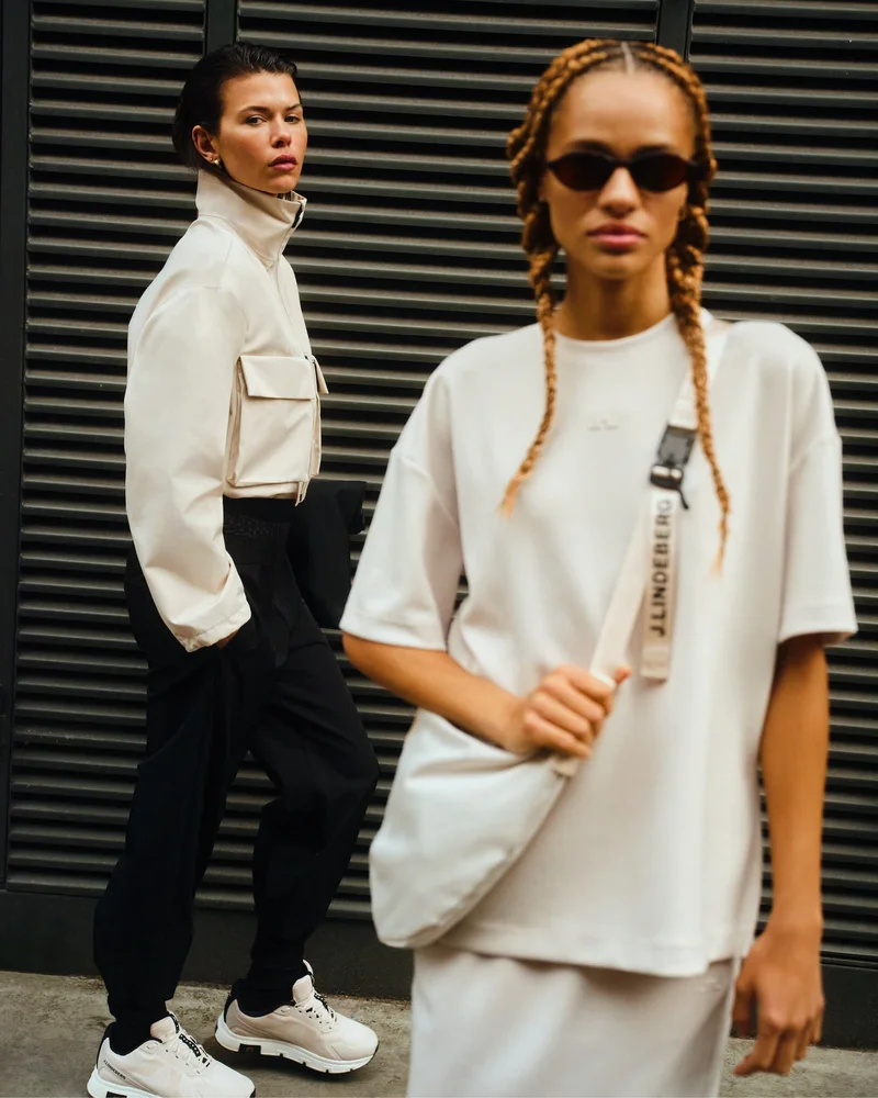 Women's Fashion