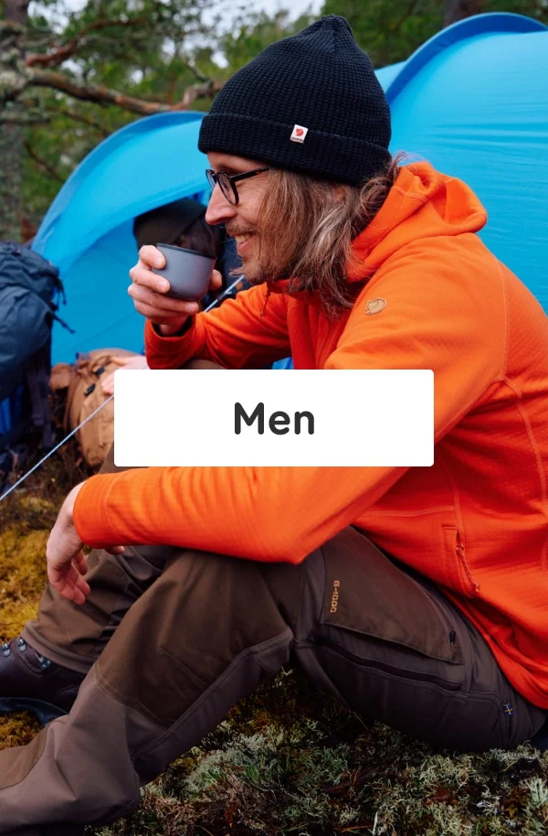 Wear them for trekking and everyday living. Fjällräven men’s trousers and men’s pants – like walking trousers and hiking trousers – will take you anywhere.