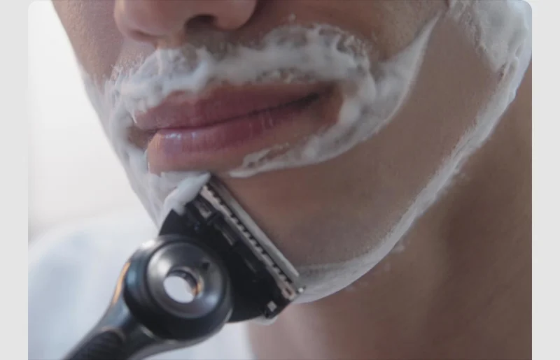 GilletteLabs with Exfoliating razor bar in use