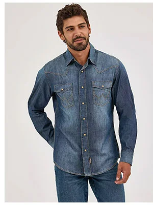 Men's Wrangler Retro® Premium Long Sleeve Denim Western Snap Shirt