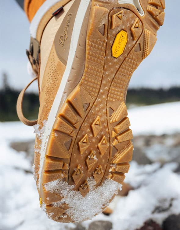 Women's Inquire Winter Vibram® IceTrek2 outsole