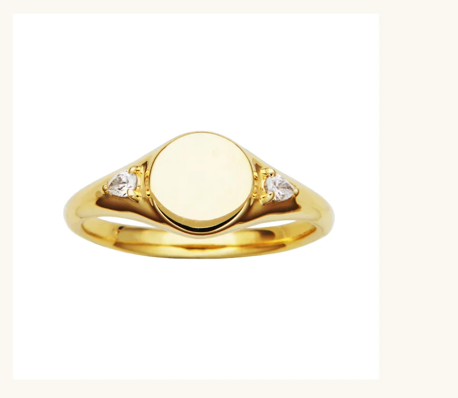 Grace 0.1ct tw Lab-Grown Diamond Signet Ring
