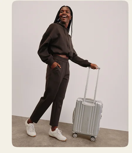 In The Flow Tapered Pant in Dark Chocolate