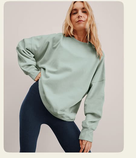 LuxeFleece Oversized Sweatshirt in Pale Blue