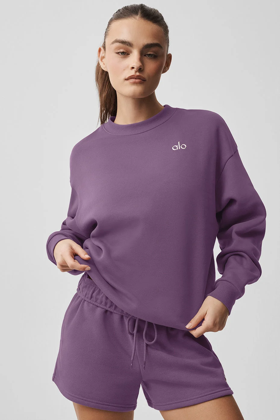 Accolade Crew Neck Pullover - Plum Kiss