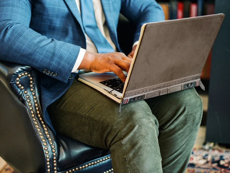 Twelve South BookBook for MacBook