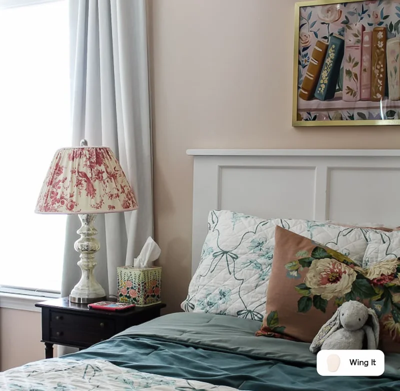 Kid's room featuring Wing It