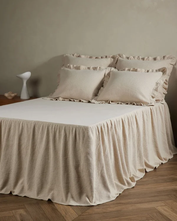 Shop Vekki Bedspread