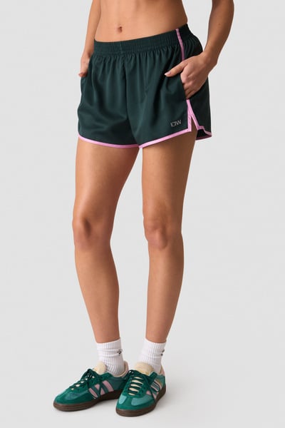 Image of Contrast Shorts W Green/pink
