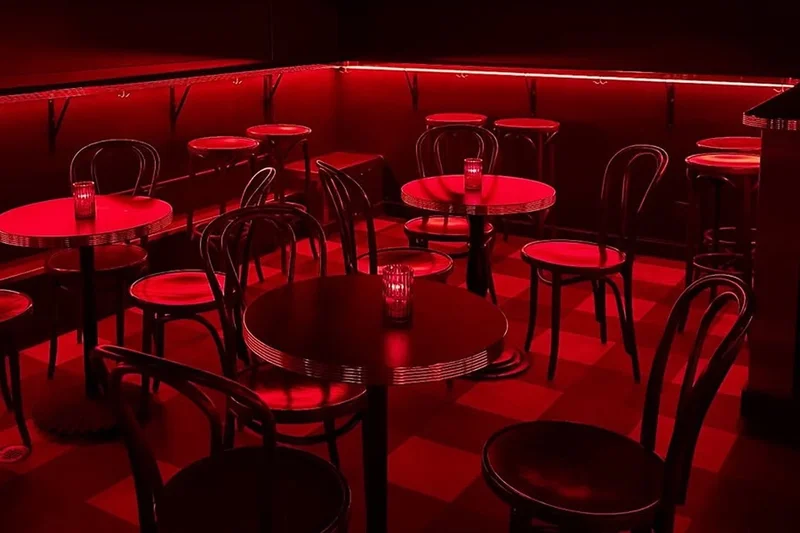 🍷🍷 MORE WINE: Bar Part Time