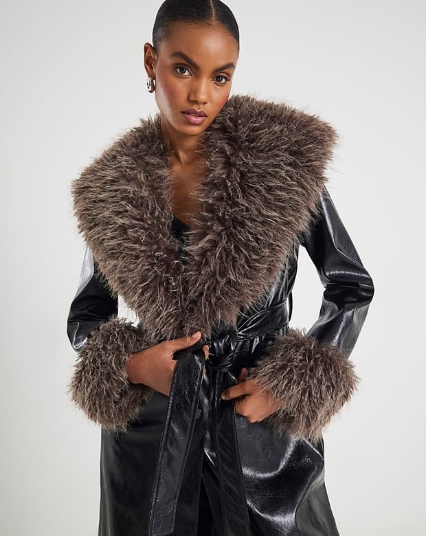 Coats & Jackets
