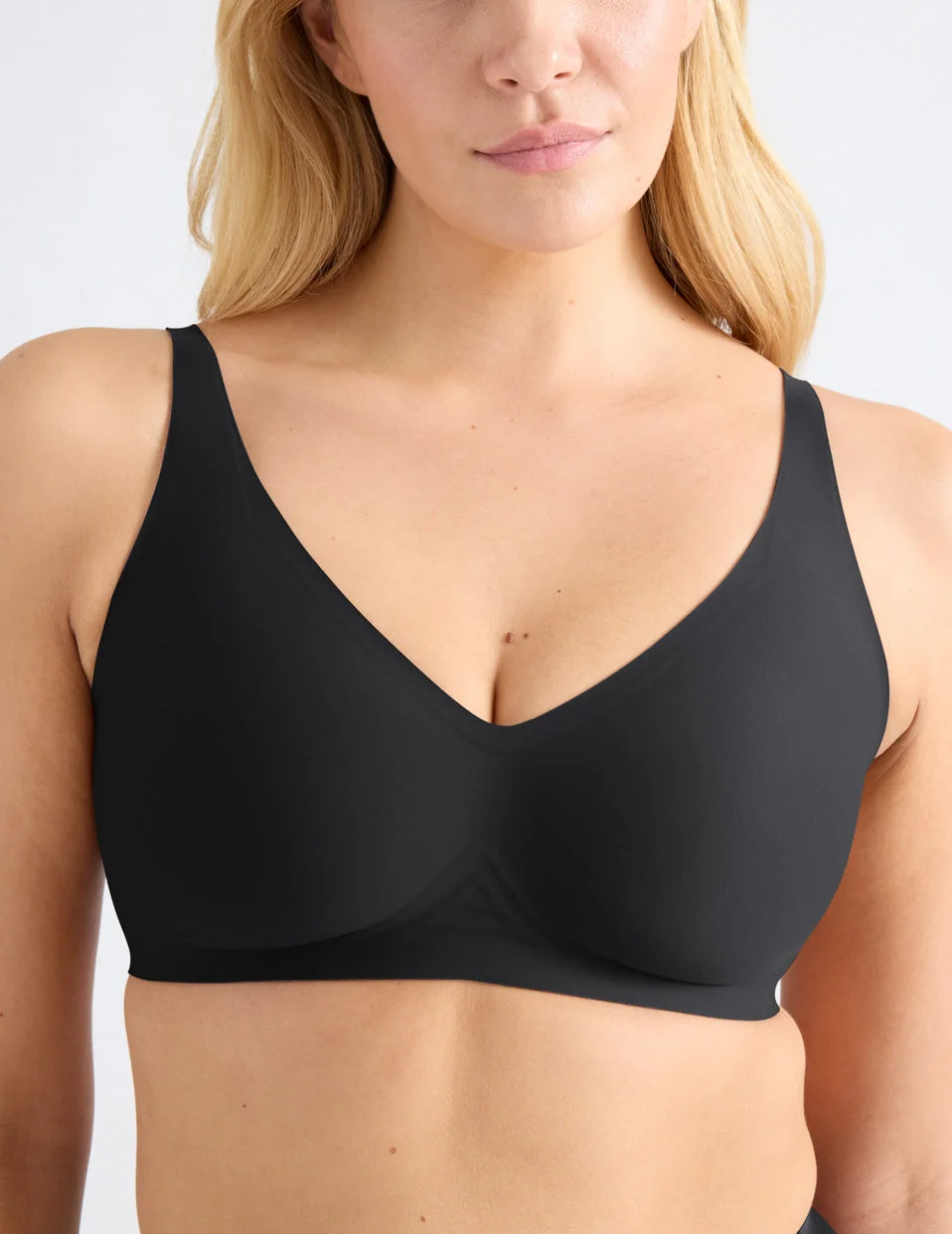 Image of Revolution V-Neck Bra