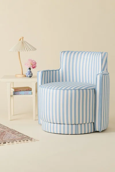 Rhea Swivel Lounge Chair
