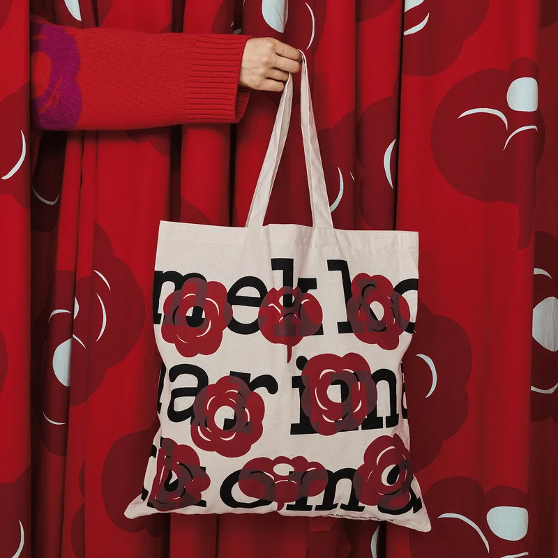 Free tote & shipping on orders $150+