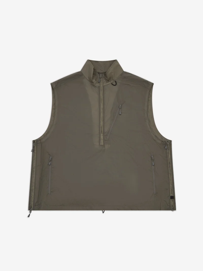 Image of Daiwa Pier39 Tech Wind Shell Vest - Wolfgray