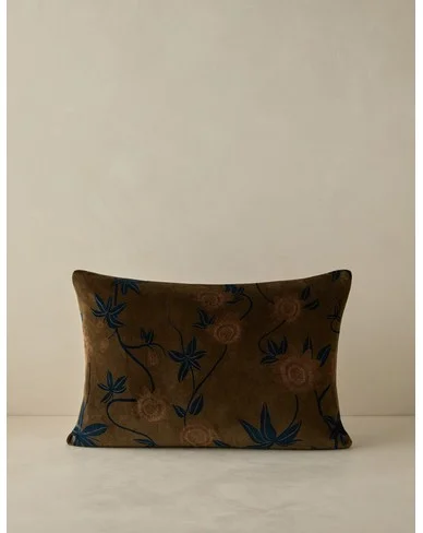 Royce Velvet Pillow-Olive / Lumbar